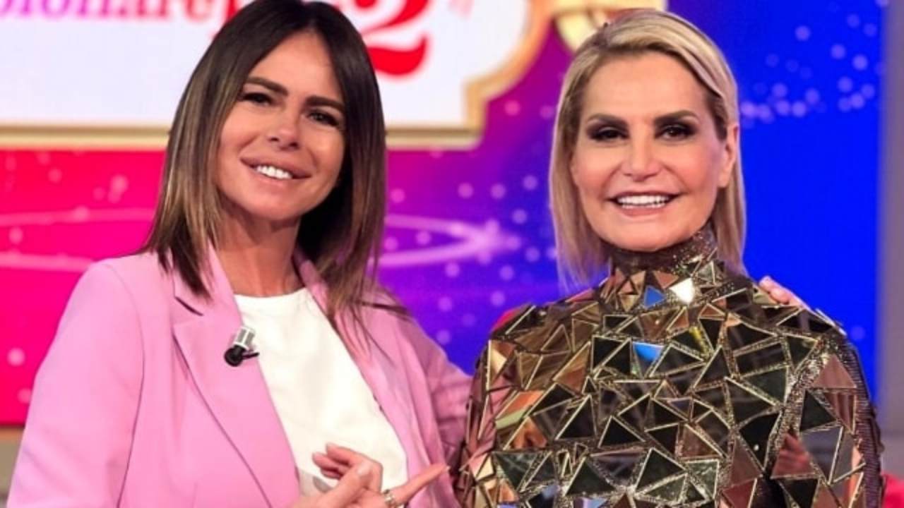 Paola Perego dà buca a Simona Ventura