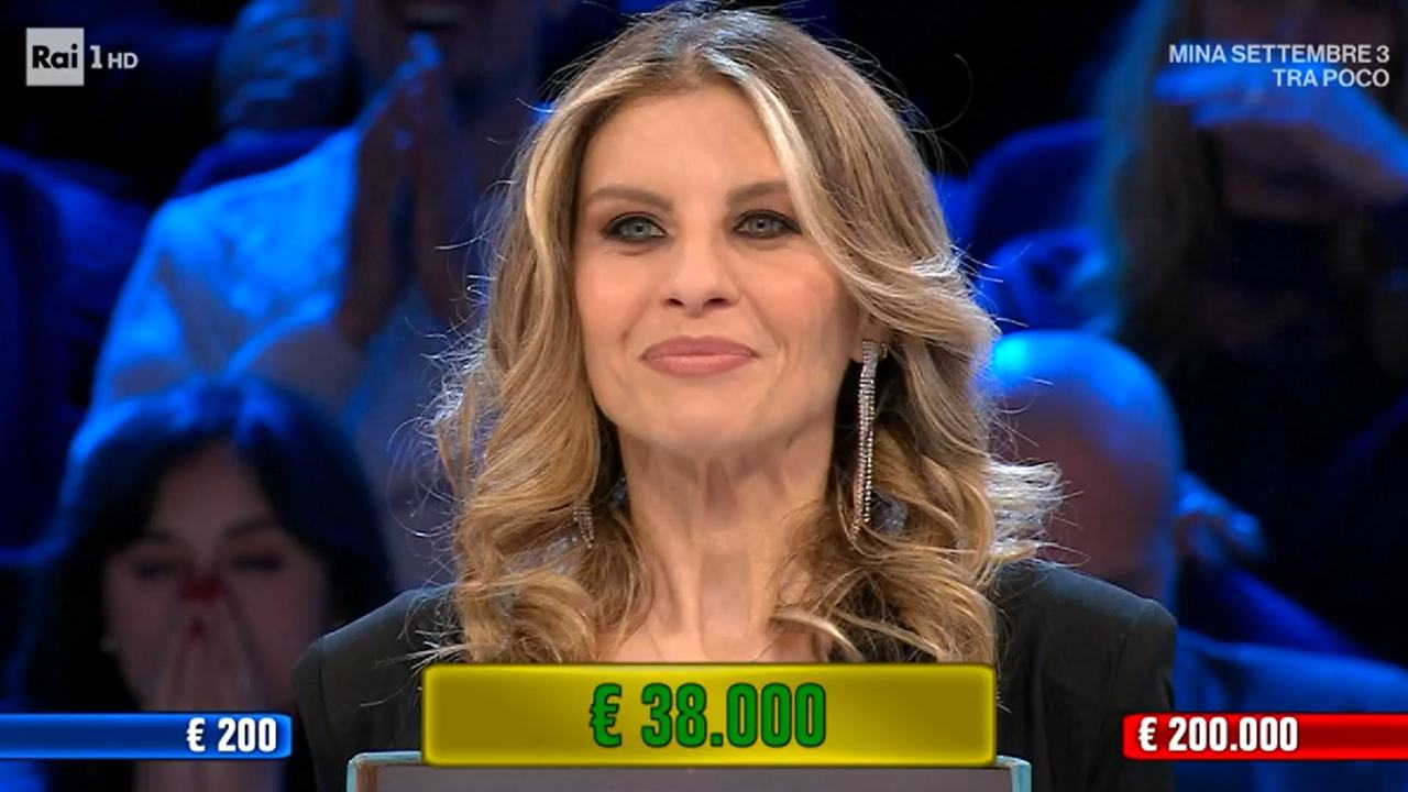 Simona perde 200mila euro ad Affari Tuoi