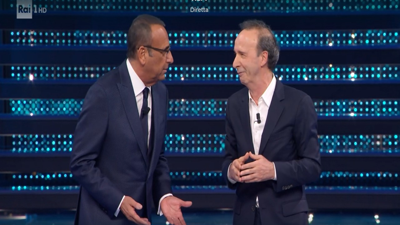 Roberto Benigni con Carlo Conti a Sanremo